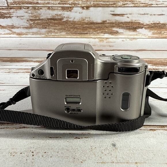 OLYMPUS IS-20 DLX Camera 28-110 35mm Aspherical Zoom Lens - Picture 4 of 6